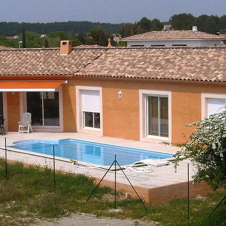 Holiday Des Pres *